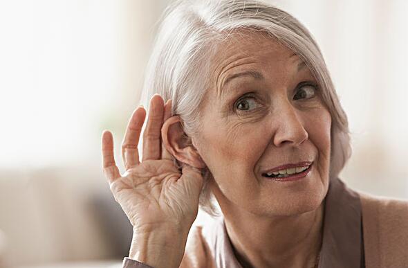 戴助听器会产生依赖性么？
